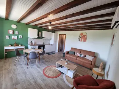 Cuisine ou kitchenette dans l'établissement Au Marlézay country house 4 personnes