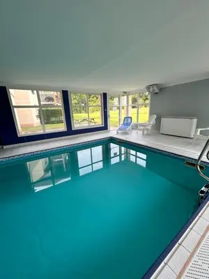 Piscine de l'établissement Chtibourguignon, Appartement dans très agréable résidence avec piscine chauffée et sauna ou située à proximité