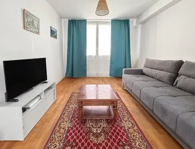 Télévision ou salle de divertissement dans l'établissement Appartement Lumineux, Proche Centre Dijon