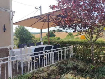Jardin de l'établissement l'hirondelle 2 tot 9 personen