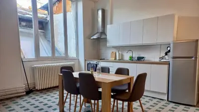 Cuisine ou kitchenette dans l'établissement Le sillage de Balthus