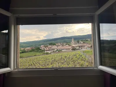Vue générale sur la montagne ou vue sur la montagne depuis la maison de vacances