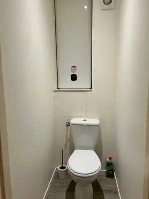 Salle de bains dans l'établissement Studio au centre ville de Dole