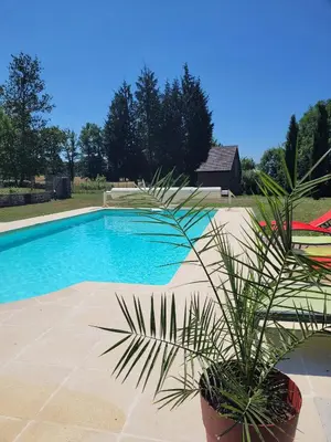 Piscine de l'établissement Maison du parc - Château de Musigny ou située à proximité