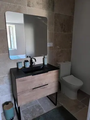 Salle de bains dans l'établissement Chez Marine et Justine