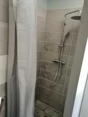 Salle de bains dans l'établissement Chez Marine et Justine