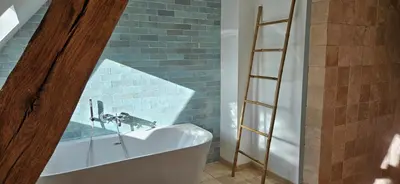 Salle de bains dans l'établissement gîte parenthèse en morvan