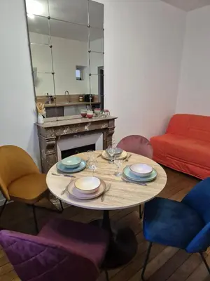 Coin salon dans l'établissement L'aparté Dijonnaise Hypercentre Dijon Darcy