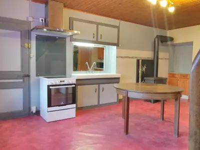 Cuisine ou kitchenette dans l'établissement F2 appartement de campagne