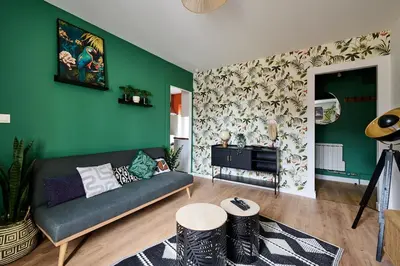 Coin salon dans l'établissement Le Jungle