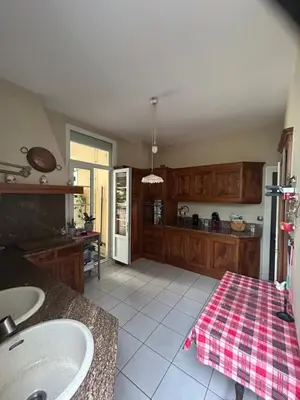 Cuisine ou kitchenette dans l'établissement Chez Jules