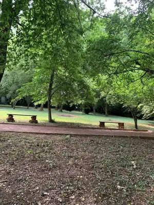Jardin de l'établissement La PISCINE