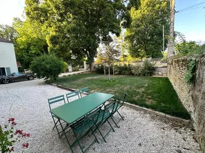 Jardin de l'établissement Le nid du parc