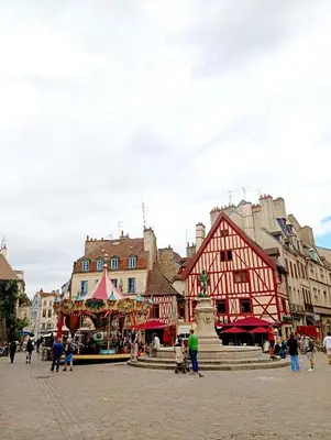 Quartier de l'appartement ou autre quartier proche