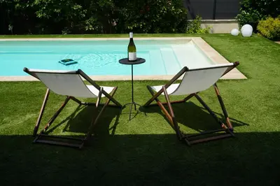 Piscine de l'établissement Beautiful WabiSabi Style House in Nuits-Saint-Georges ou située à proximité