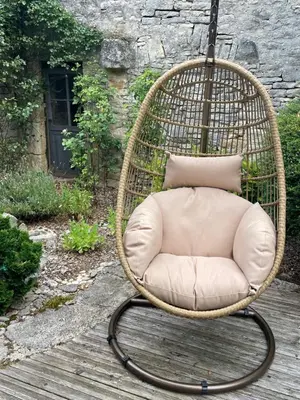 Coin salon dans l'établissement Chambre d'hôtes - Suite familiale accès privatif