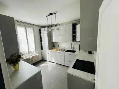 Cuisine ou kitchenette dans l'établissement Maison de ville à Chalon sur Saône