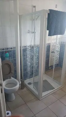 Salle de bains dans l'établissement Maison Le Nova