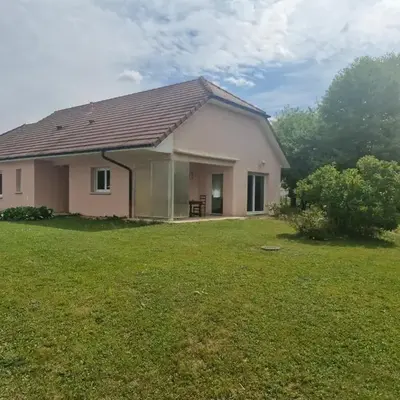 maison à la campagne