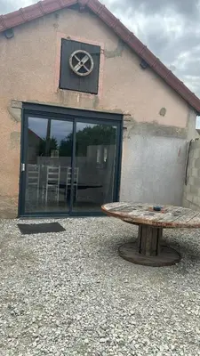 Plan de l'établissement Appartement confortable à Curgy avec terrasse 60 m²