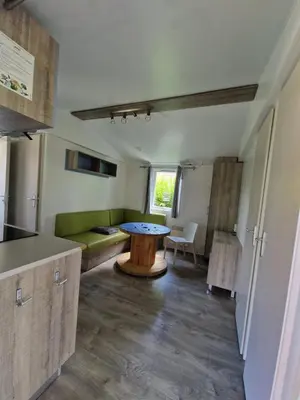 Cuisine ou kitchenette dans l'établissement Le Bungalow