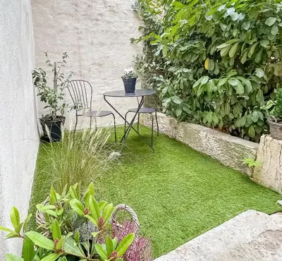 Jardin de l'établissement Appartement T2 Charmant en Centre-ville de Dijon