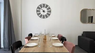 Coin salon dans l'établissement Le Raffiné Central Chic Spacieux