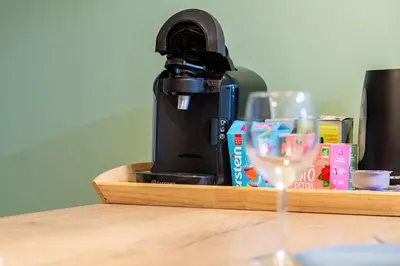 Plateau bouilloire dans l'établissement Duplex proche de la cité de la gastronomie