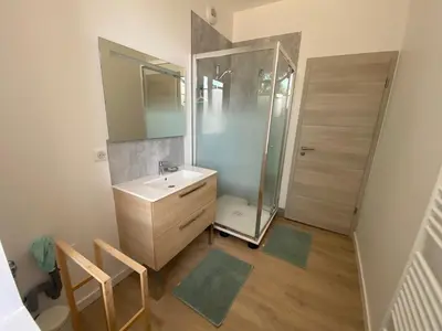 Salle de bains dans l'établissement Appartement proche centre ville