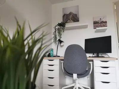 Télévision ou salle de divertissement dans l'établissement LE SAINT LOUIS Dijon