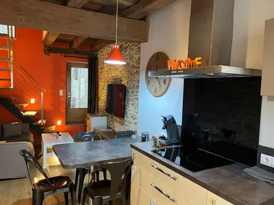 Cuisine ou kitchenette dans l'établissement Au cœur de Paray- Quartier historique