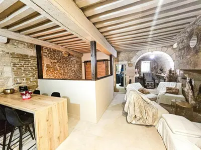 Coin salon dans l'établissement charme ancien et évasion bien-etre avec sauna hammam