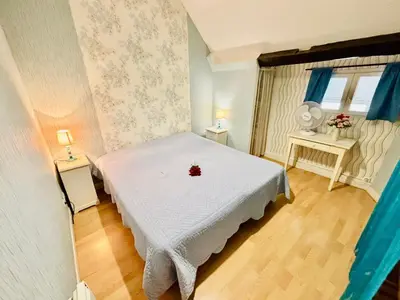 Un ou plusieurs lits dans un hébergement de l'établissement Le duplex cosy - 65m2 - Proche Gare TGV et RCEA
