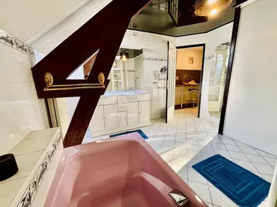 Salle de bains dans l'établissement Le grand studio - Proche Gare TGV et RCEA