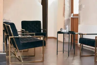 Coin salon dans l'établissement Le Lieu