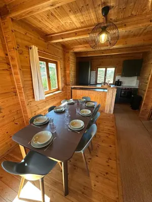 Plan de l'établissement Lodge du Parc des Combes avec Accès Parc inclus selon calendrier ouverture Parc