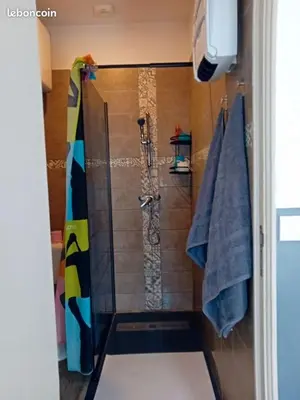 Salle de bains dans l'établissement Studio en résidence