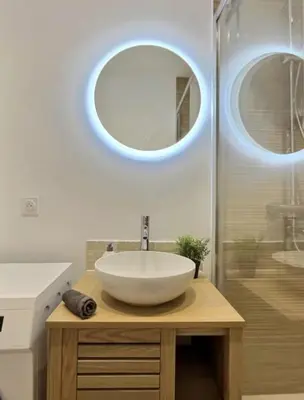 Salle de bains dans l'établissement La parenthèse mâconnaise d Excellence Conciergerie