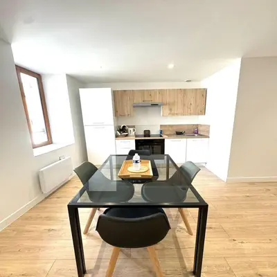 Cuisine ou kitchenette dans l'établissement Appart'Hotel Sennecey - Free Parking