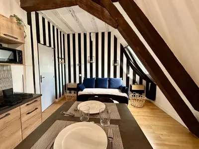 Cuisine ou kitchenette dans l'établissement Le petit Lemullier, hypercenter