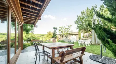 Jardin de l'établissement Entre Vignoble et Prairie
