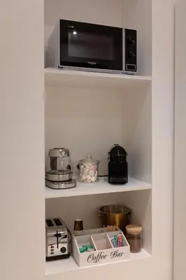 Cuisine ou kitchenette dans l'établissement Les Nuits en Grands Crus Appartement cosy, près de Beaune, au cœur des vignes