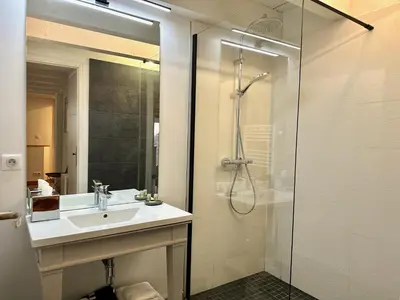 Salle de bains dans l'établissement Clos de Fougères - Domaine intégral