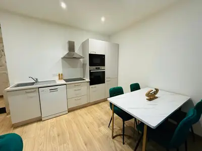 Cuisine ou kitchenette dans l'établissement L'Émeraude - Mâcon Hyper-centre - Proche Gare