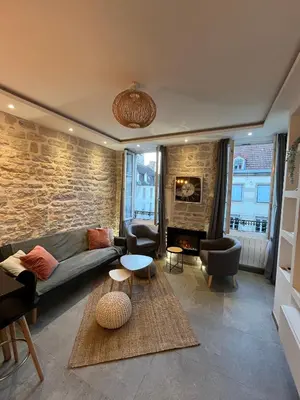 Coin salon dans l'établissement Moutarde & Elégance de Dijon