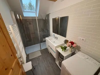 Salle de bains dans l'établissement L'échappée belle - Maison - Proche Le Creusot