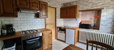 Cuisine ou kitchenette dans l'établissement Ô Loue Rétro - 2 personnes - RDC