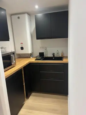 Cuisine ou kitchenette dans l'établissement Studio - Doubs Jura