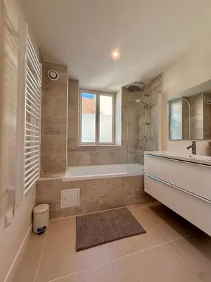 Salle de bains dans l'établissement Casa Luna Burgundy