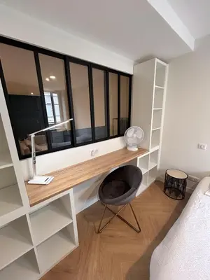 Coin salon dans l'établissement Le scandinave